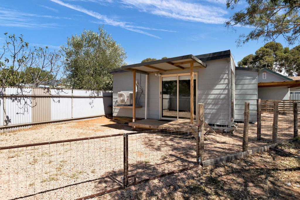 1a Whittaker Cres, Red Cliffs, VIC 3496