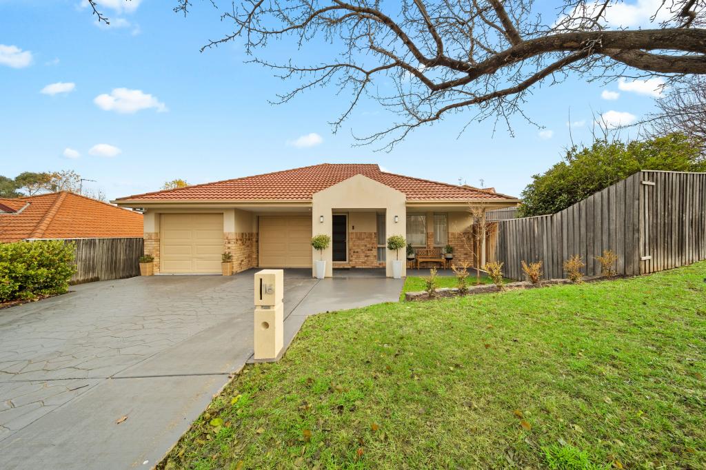 16 Bluestone Gdns, Jerrabomberra, NSW 2619