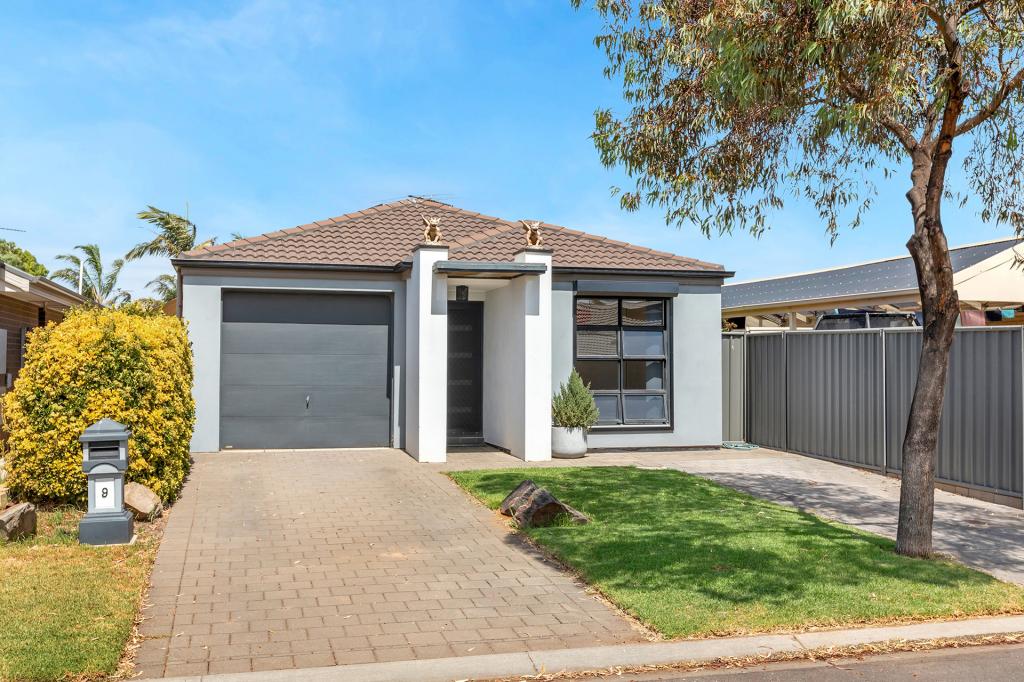 9 Melaleuca St, Munno Para West, SA 5115