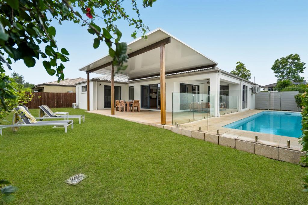 17 Churchill Cct, Banyo, QLD 4014