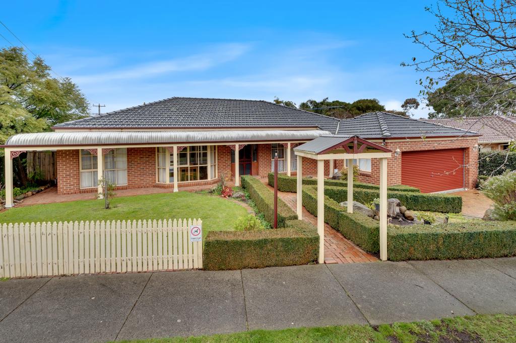 14 Clanranald Way, Greenvale, VIC 3059
