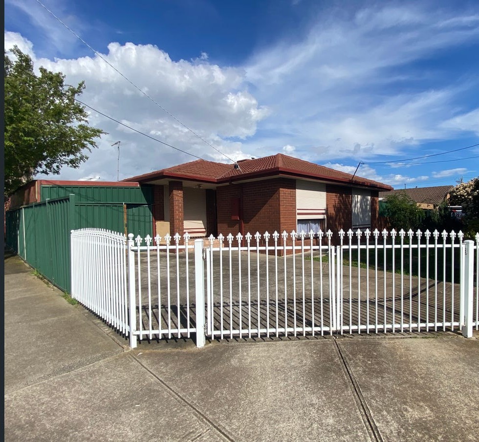 4 Watford Rd, St Albans, VIC 3021