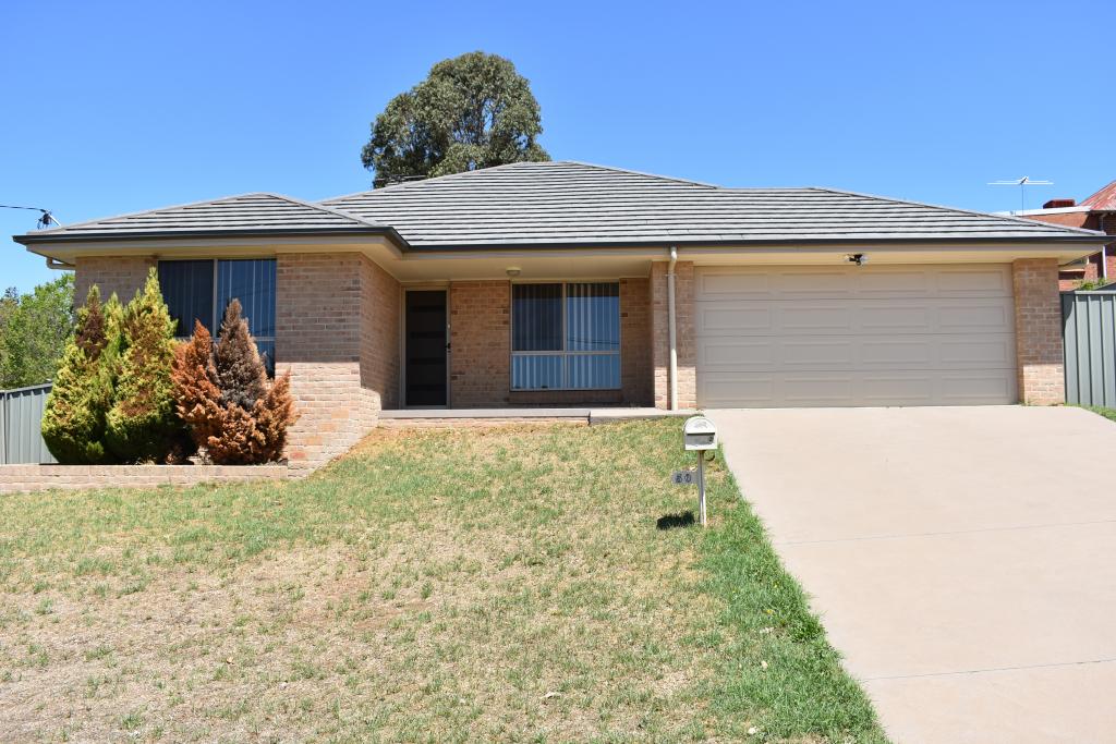 50 Berthong St, Young, NSW 2594