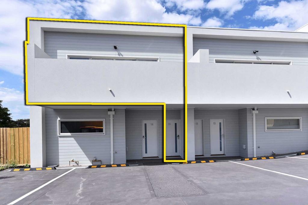 20/11-15 MITCHELLS LANE, SUNBURY, VIC 3429