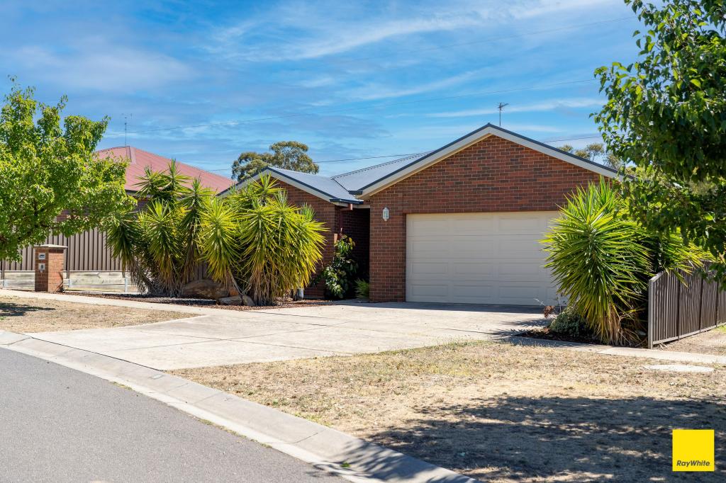 10 Soldatos Dr, Golden Square, VIC 3555