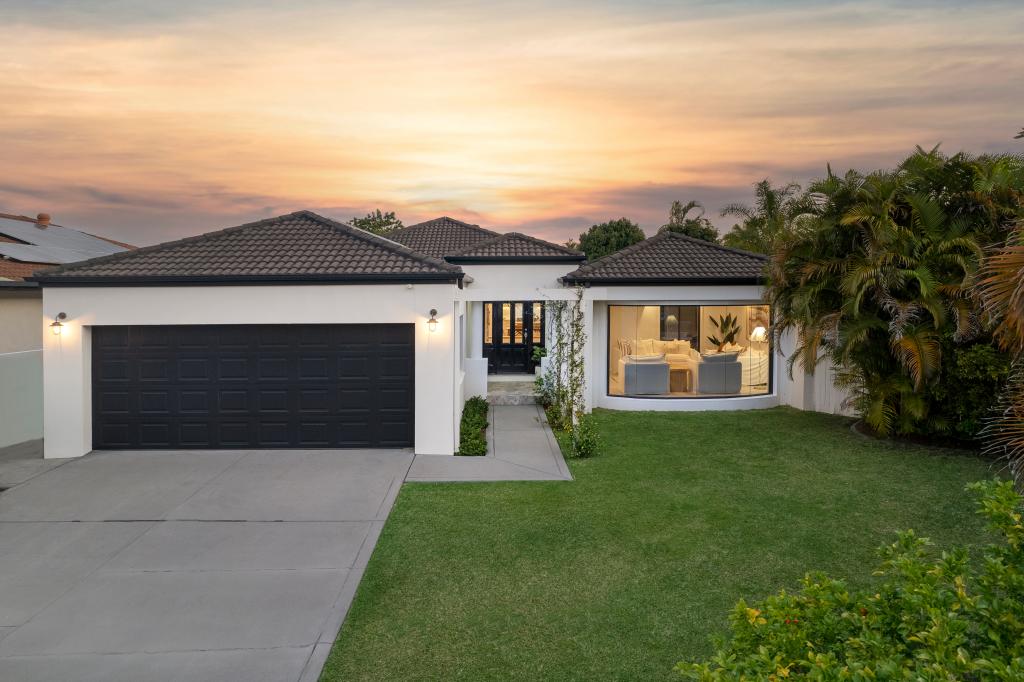 28 Sittella Cres, Burleigh Waters, QLD 4220