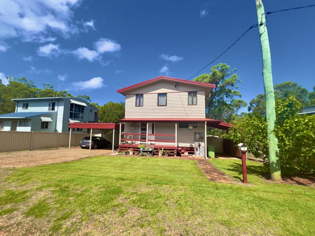 4 Crescent Dr, Russell Island, QLD 4184