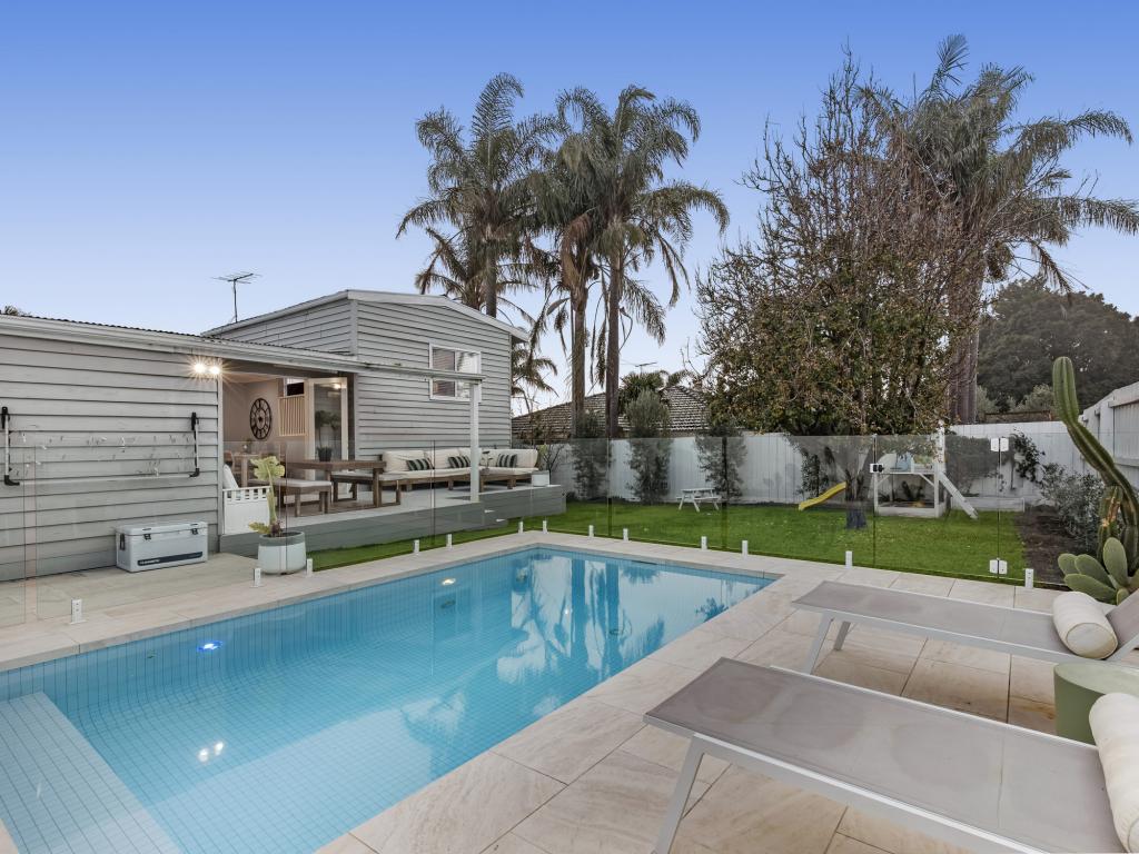 45 WANGARRA RD, FRANKSTON, VIC 3199