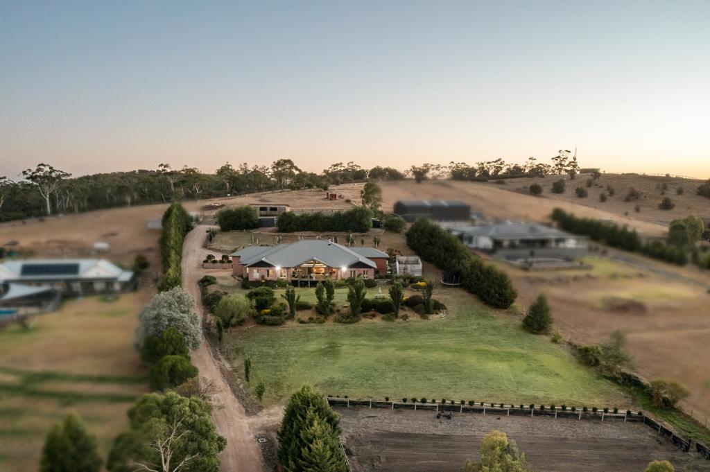 138 Ridge Rd, Whittlesea, VIC 3757