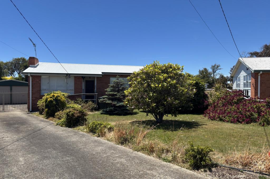 6 Soutar St, Devonport, TAS 7310