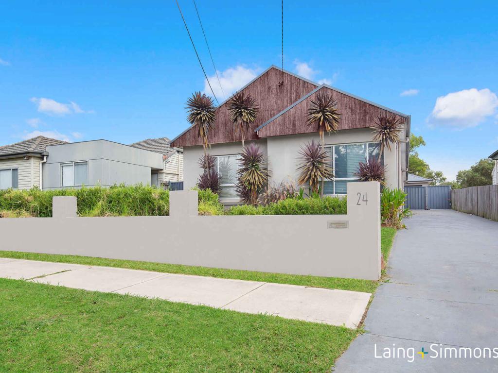 24 Hinchen St, Guildford, NSW 2161