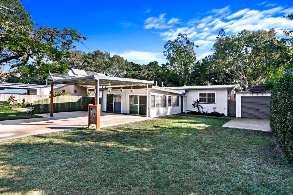 40 Kingfisher Pde, Toogoom, QLD 4655