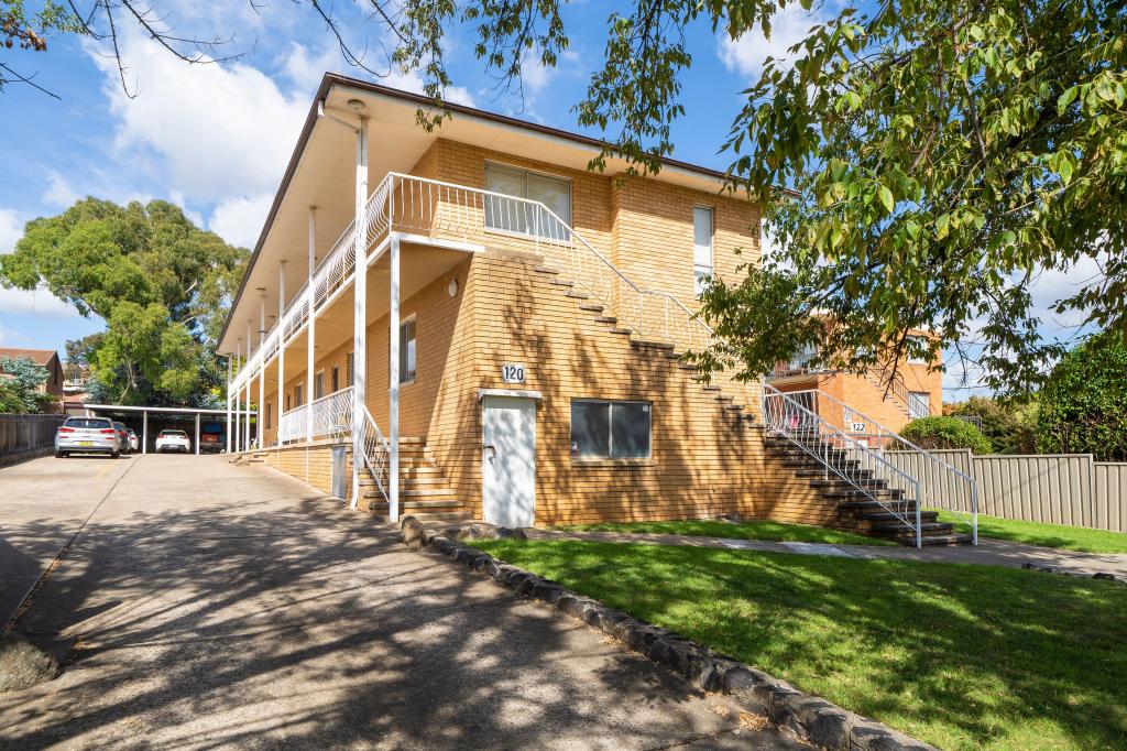 1/120 Henderson Rd, Crestwood, NSW 2620