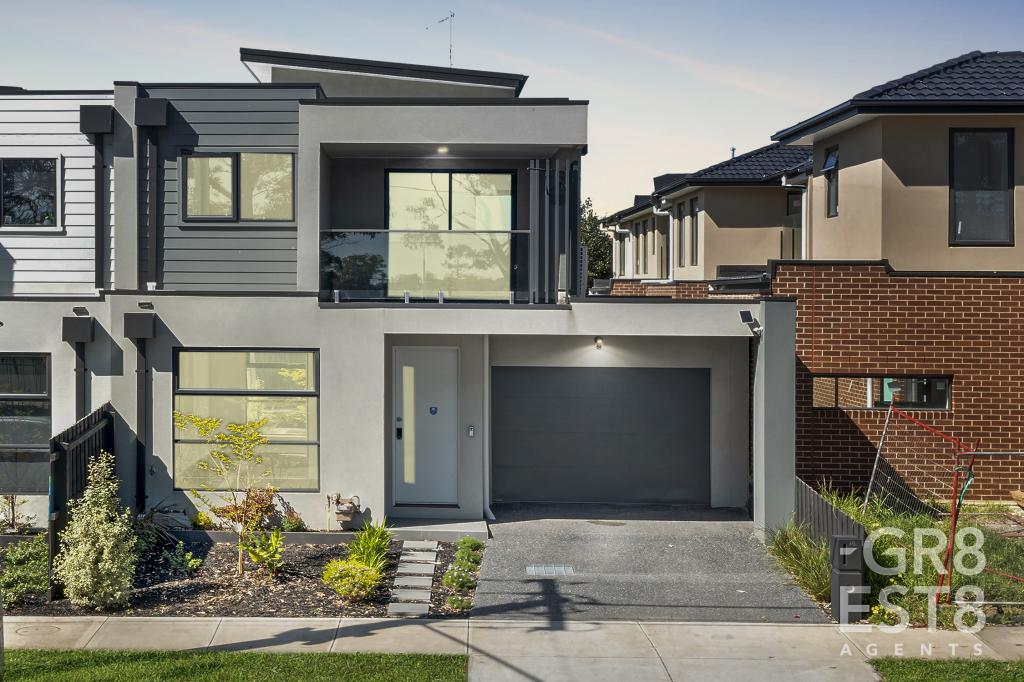 18e Scott St, Cranbourne, VIC 3977