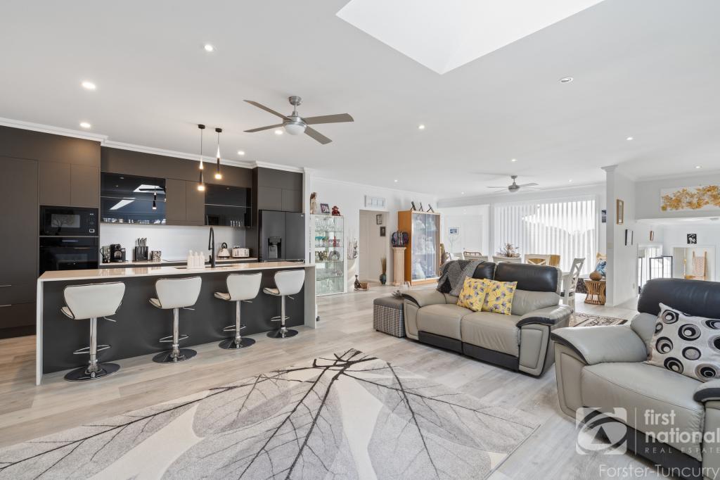 7 Chusan Pl, Forster, NSW 2428
