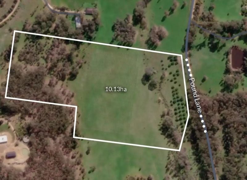 56 Pound Lane, Guildford, VIC 3451