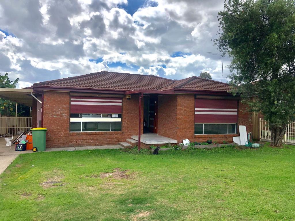 329 North Liverpool Rd, Bonnyrigg Heights, NSW 2177