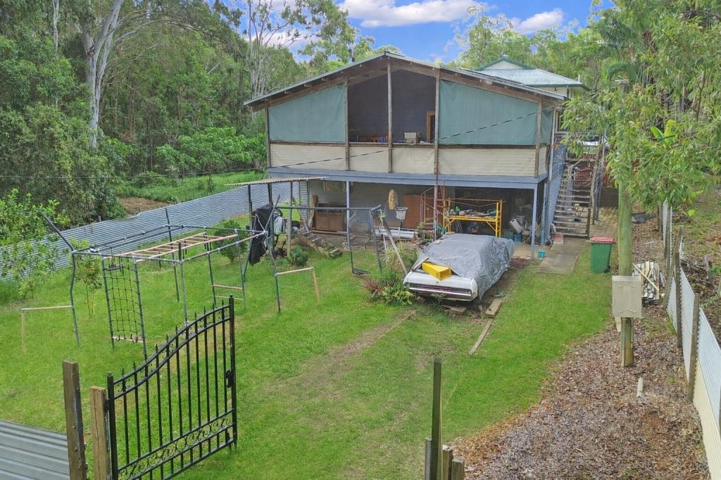 21 Eastern Rd, Macleay Island, QLD 4184