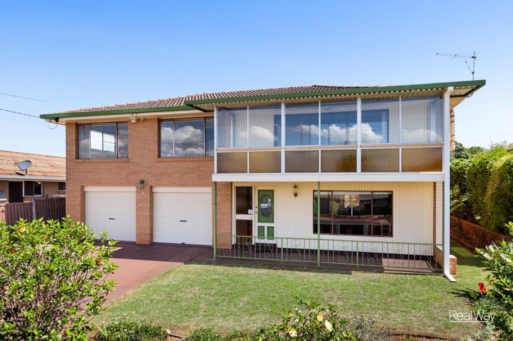 4 Illawarra St, Harristown, QLD 4350