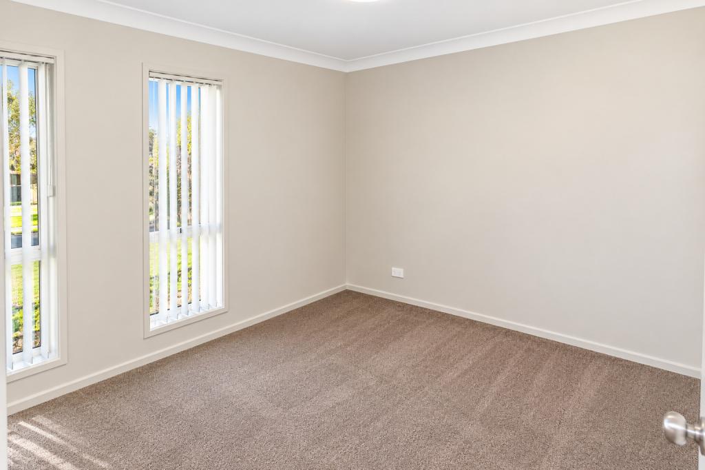 6 Darlaston Ave, Thornton, NSW 2322