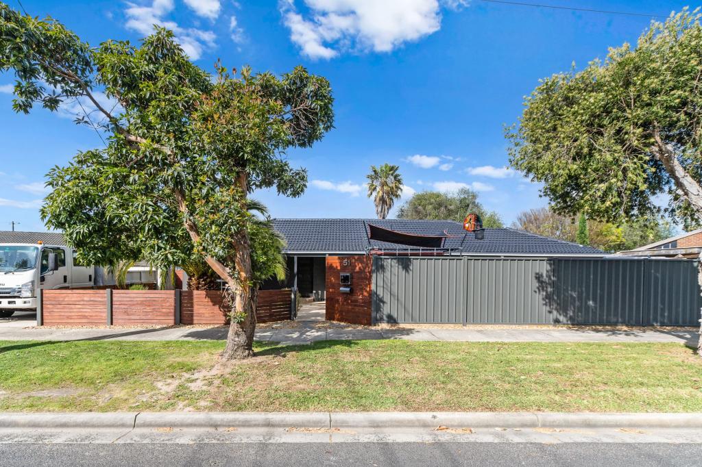 51 Pembroke Dr, Somerville, VIC 3912