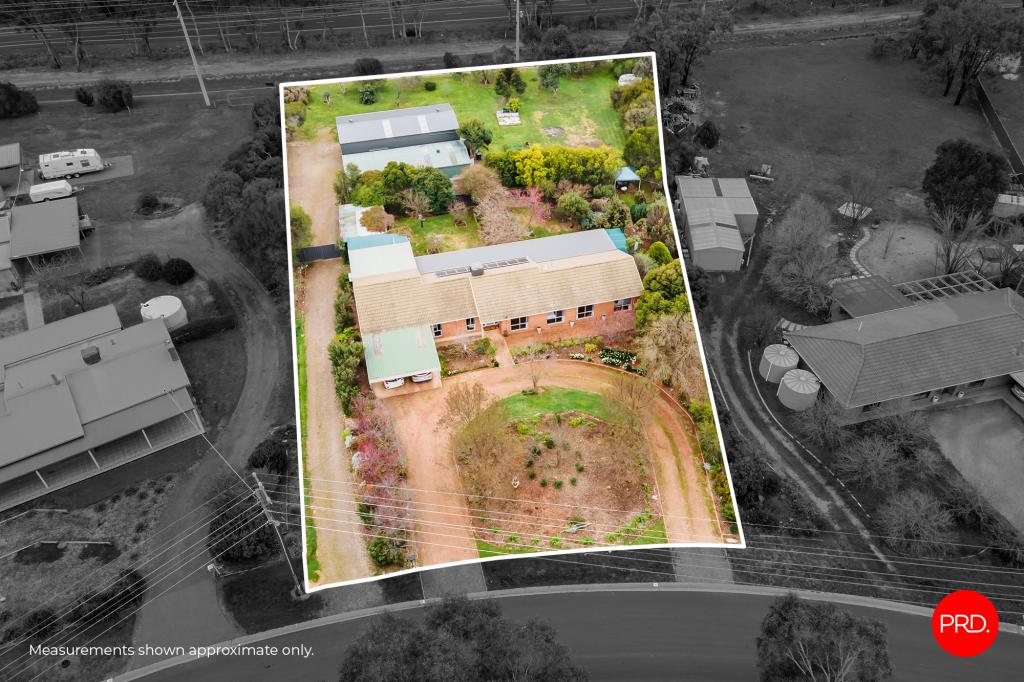 10 Emmaline Dr, Maiden Gully, VIC 3551