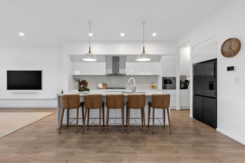 2 Berpi St, Stafford, QLD 4053