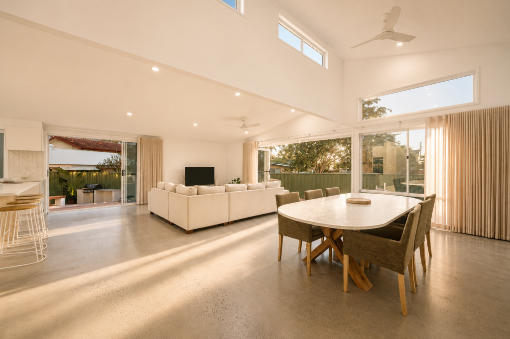 21 Yoorana Pl, Broadbeach Waters, QLD 4218