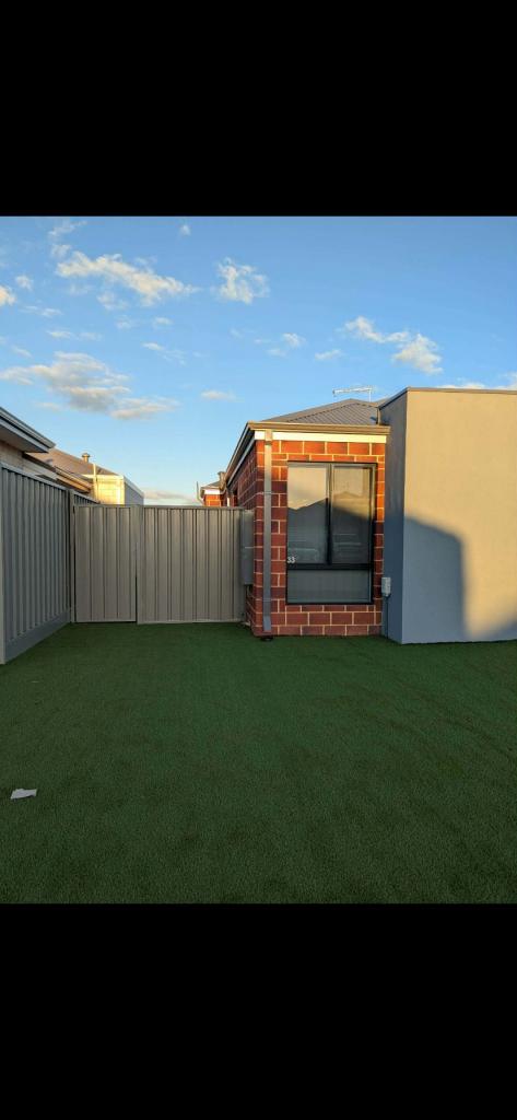 33 Wirra Cnr, Wandi, WA 6167