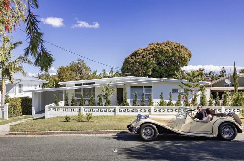 12 Second Ave, Labrador, QLD 4215