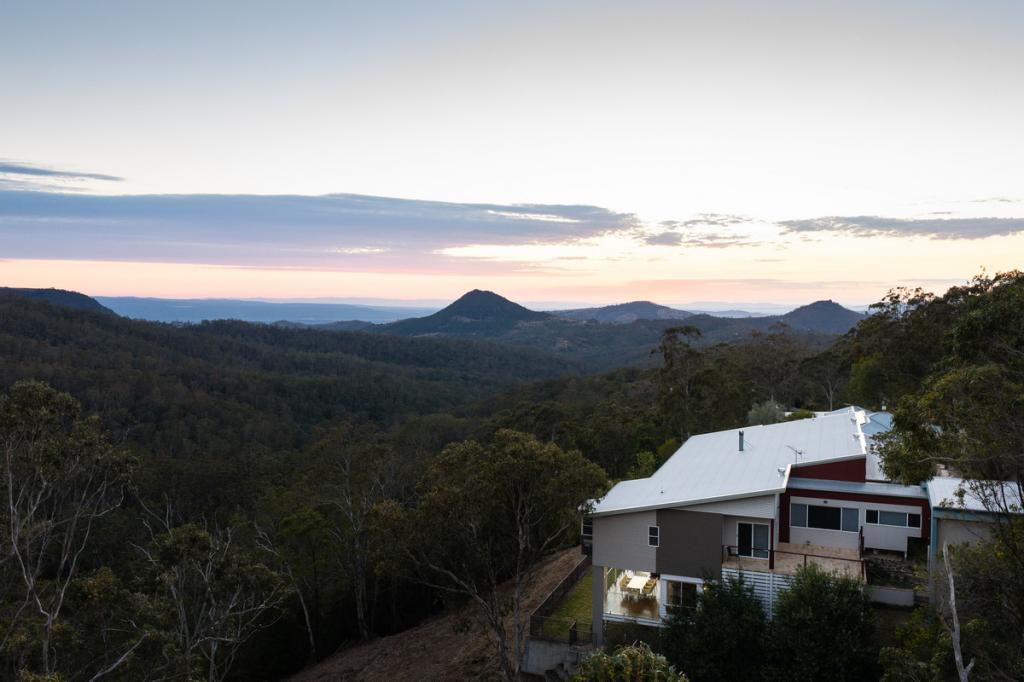 96-102 Flagstone Creek Rd, Middle Ridge, QLD 4350
