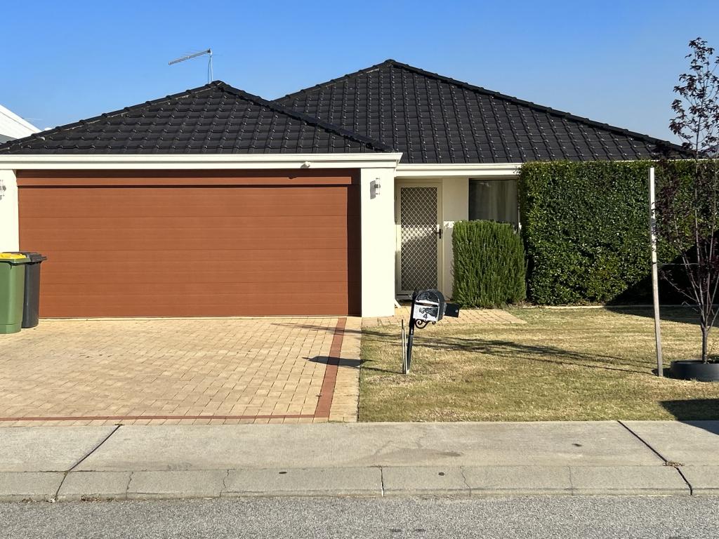 4 Daffodil Rd, Canning Vale, WA 6155