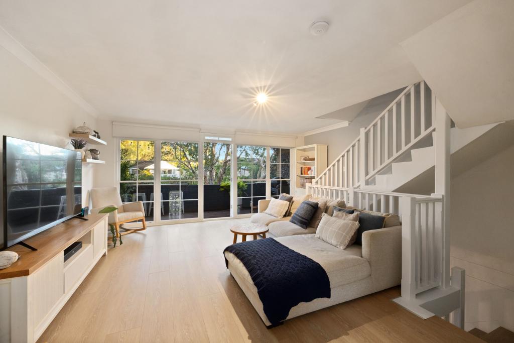 2/33-37 PALOMAR PDE, FRESHWATER, NSW 2096