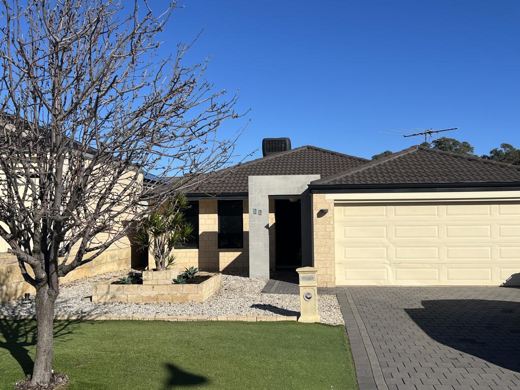 25 Cimarron Edge, Meadow Springs, WA 6210
