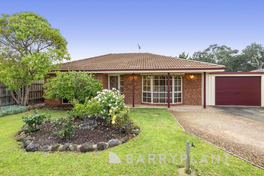 72 PENNYROYAL CRES, KURUNJANG, VIC 3337