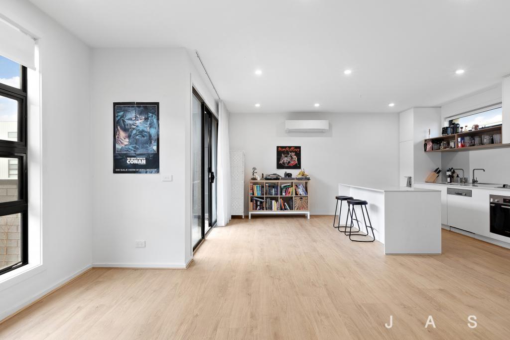 17 Deakin Ave, Altona North, VIC 3025