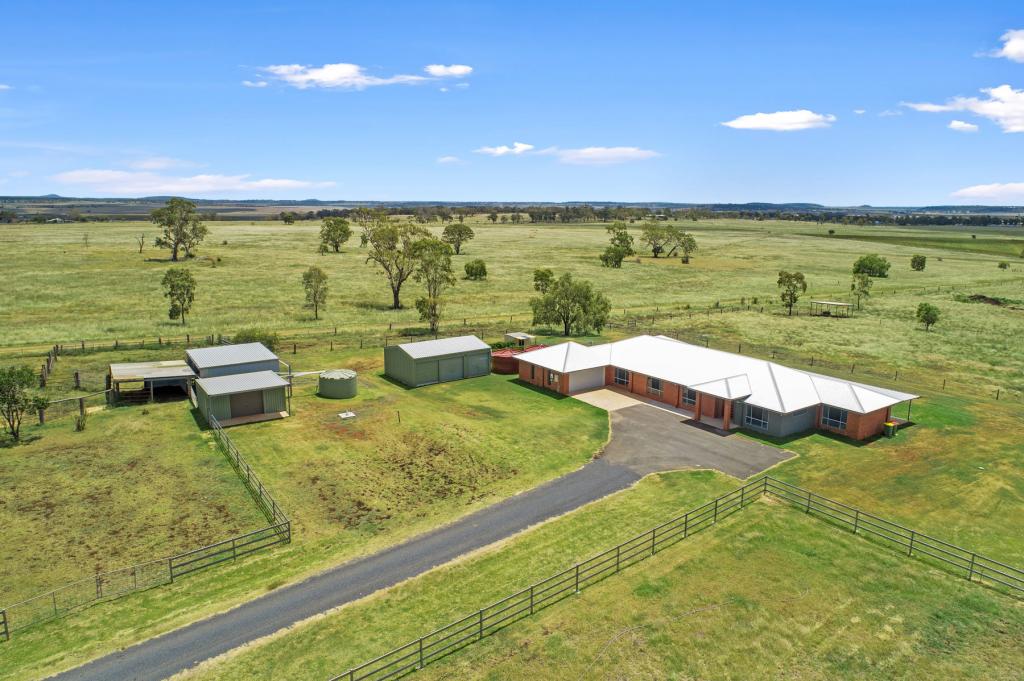 34 Gowrie Mountain School Rd, Kingsthorpe, QLD 4400