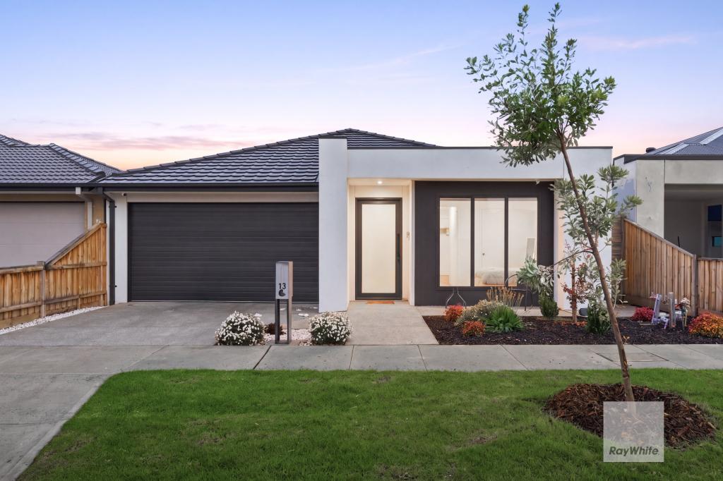 13 Zaatar St, Mickleham, VIC 3064