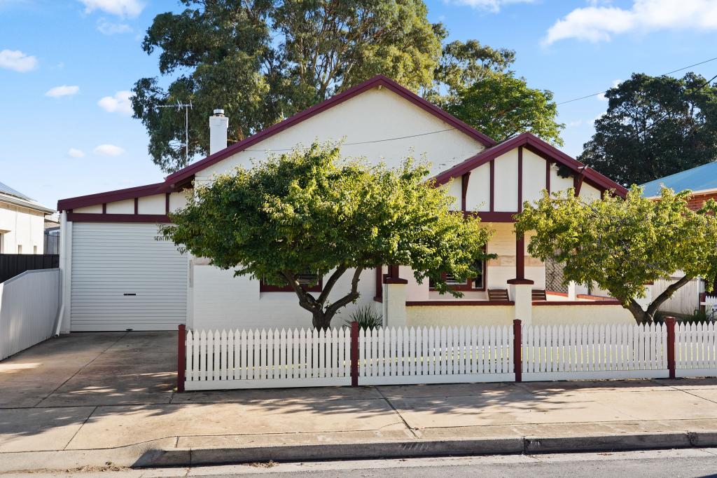 18 Hampton Cres, Largs Bay, SA 5016