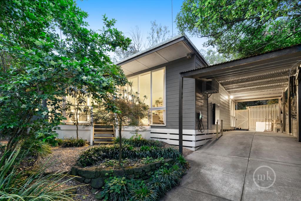 15 VALLEY RD, RESEARCH, VIC 3095