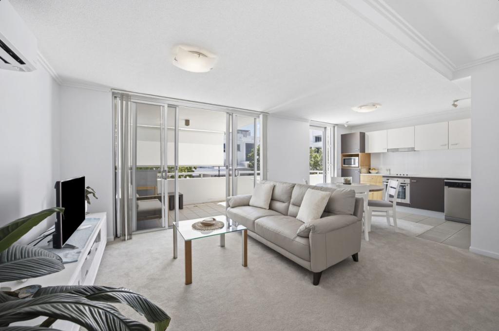 2 Arbour Ave, Robina, QLD 4226