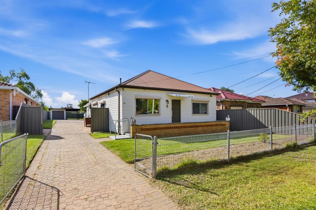 25 Churchill St, Fairfield Heights, NSW 2165