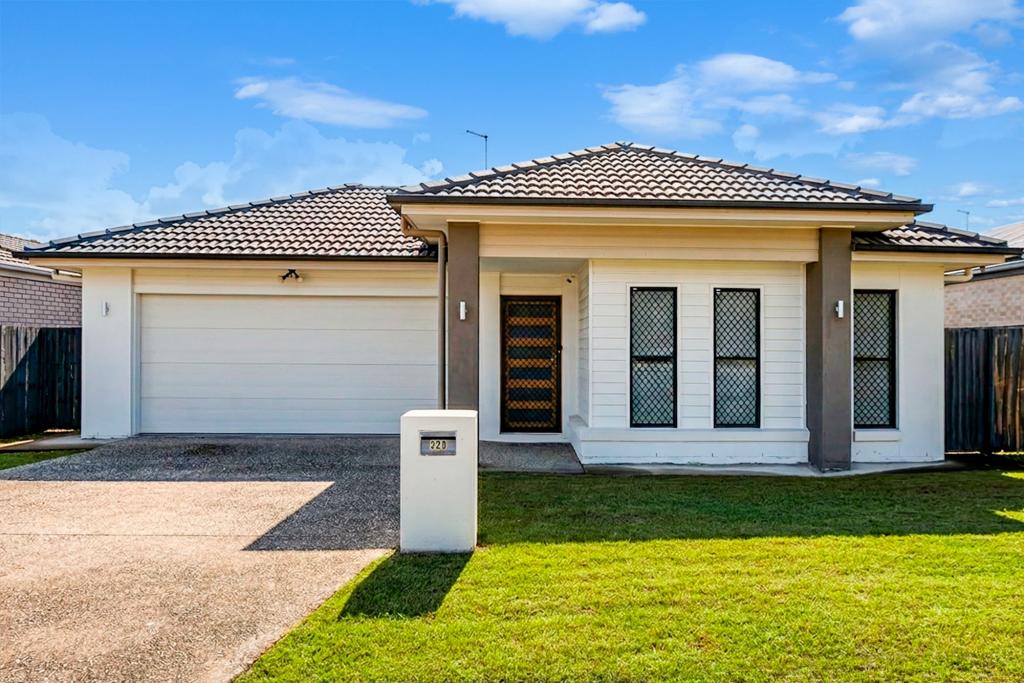 328 Waller Rd, Park Ridge, QLD 4125