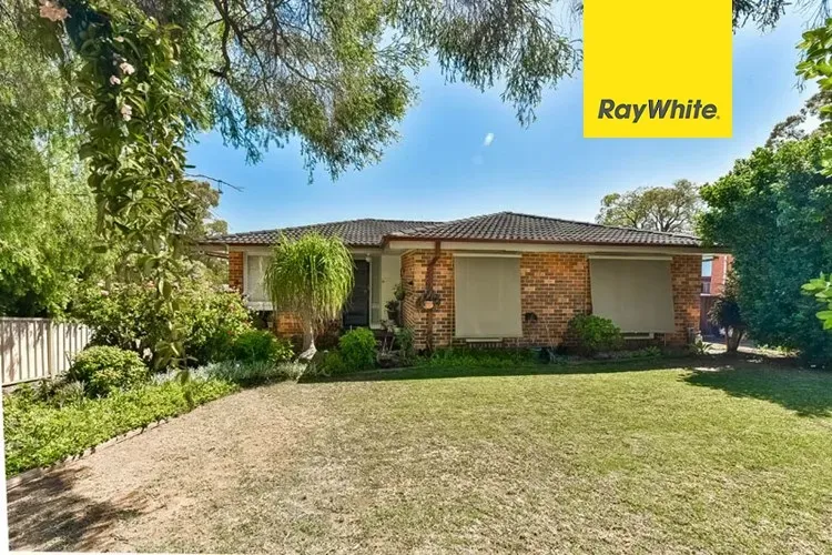 6 Collaroy Rd, Woodbine, NSW 2560