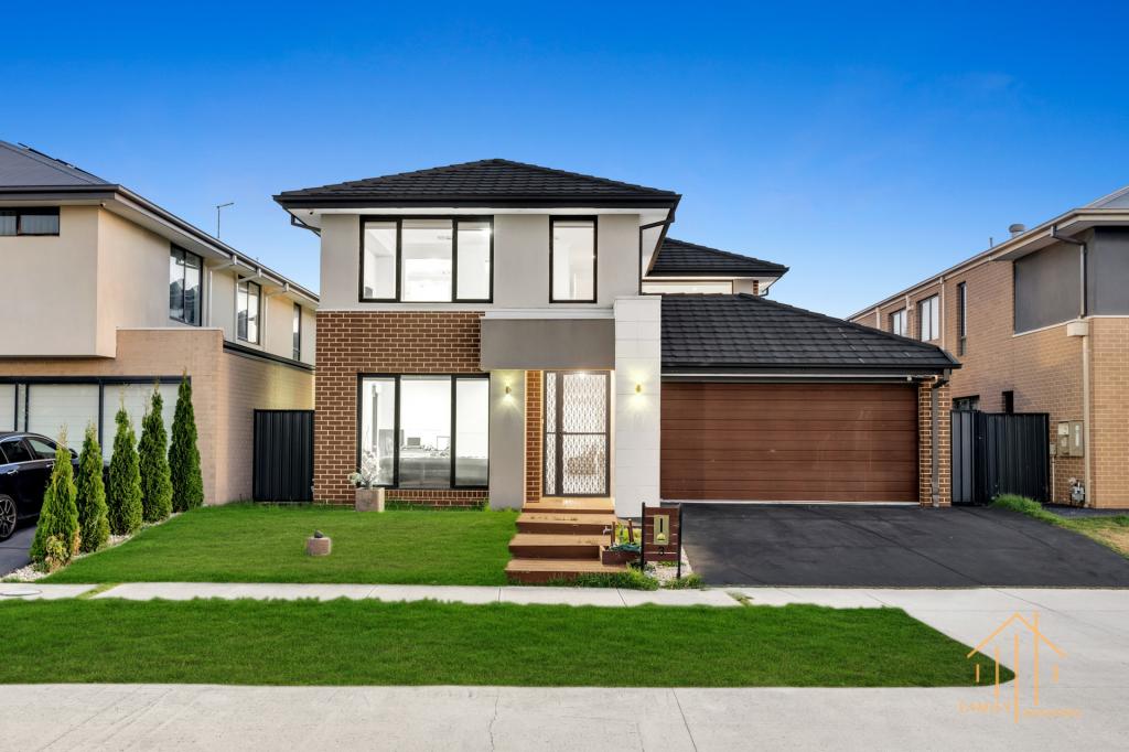 3 Cheval Pl, Clyde North, VIC 3978