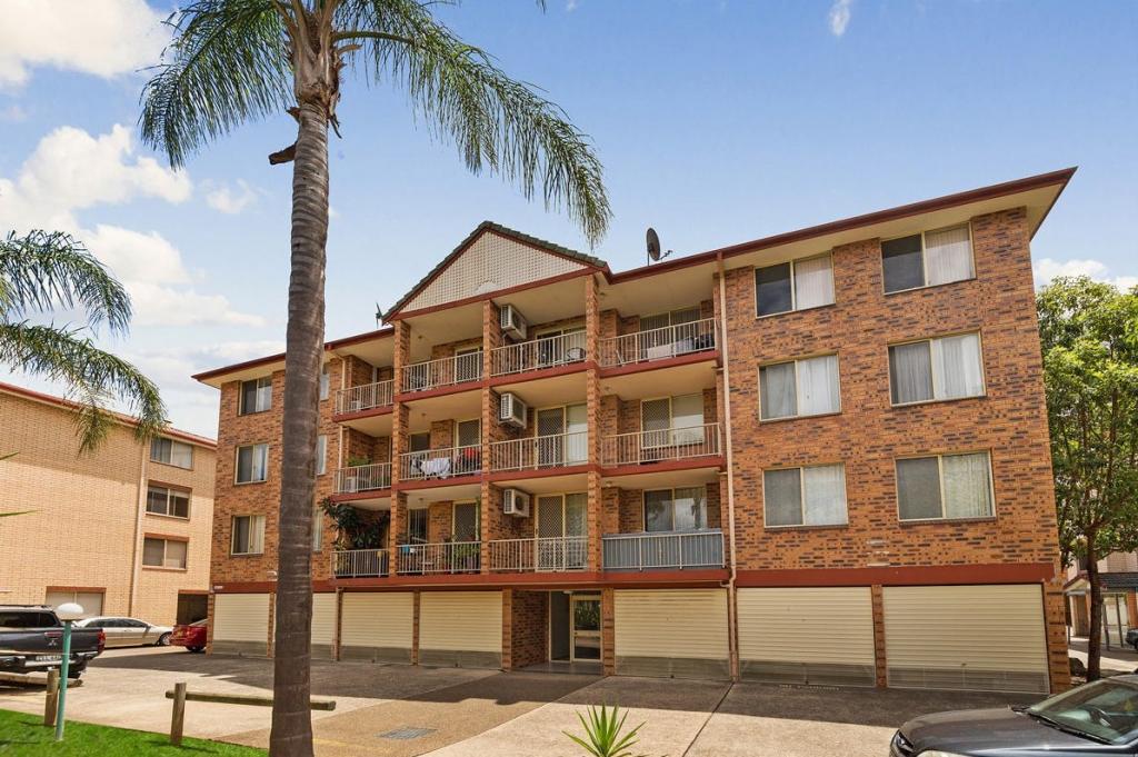 51/4 Riverpark Dr, Liverpool, NSW 2170