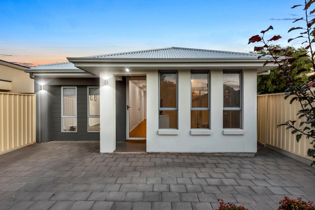 16 Gordon St, Aldinga Beach, SA 5173