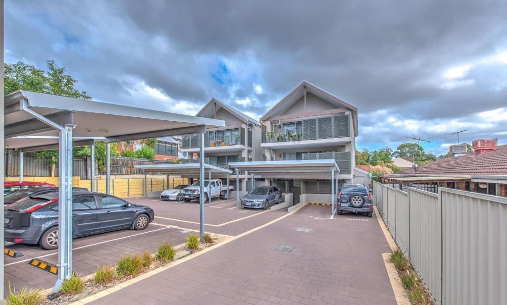 4/141 Railway Pde, Mount Lawley, WA 6050