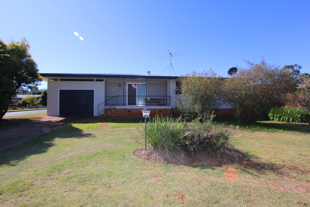 120 Doonkuna St, Kingaroy, QLD 4610