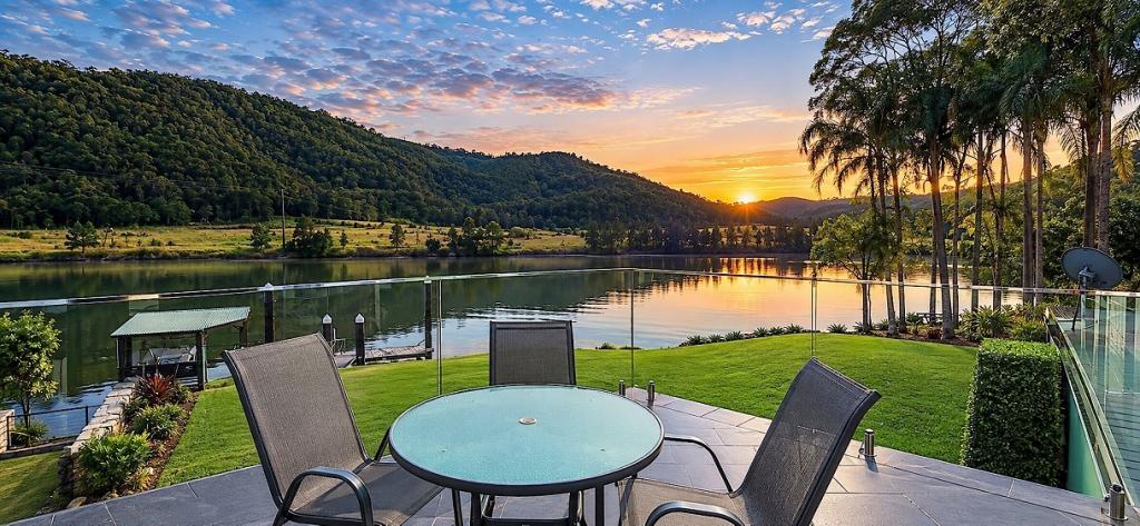 261 Settlers Rd, Lower Macdonald, NSW 2775
